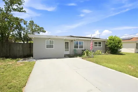 703 W Palmetto Street Avon Park FL 33825