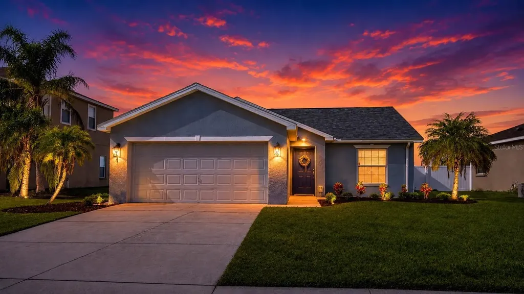 4729 Mandolin Loop Winter Haven FL 33884