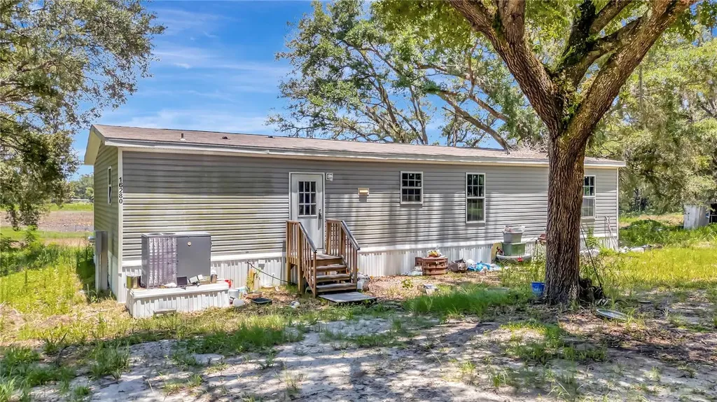 16280 SE 172nd Place Weirsdale FL 32195