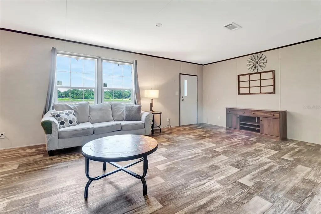 16280 SE 172nd Place Weirsdale FL 32195