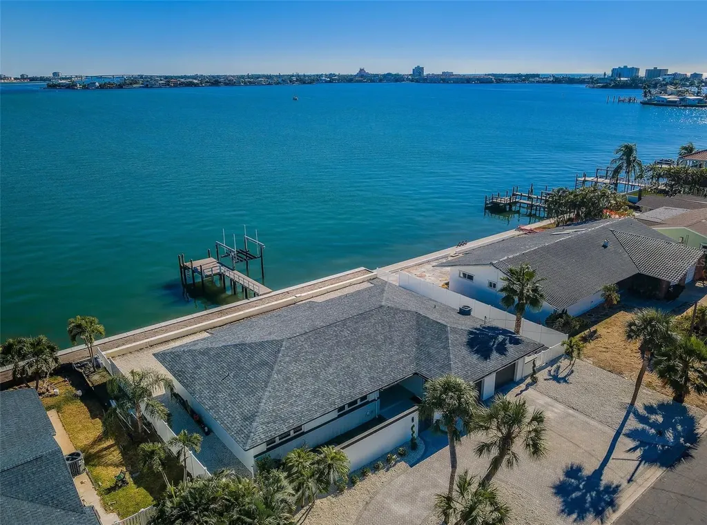510 55th Avenue St Pete Beach FL 33706