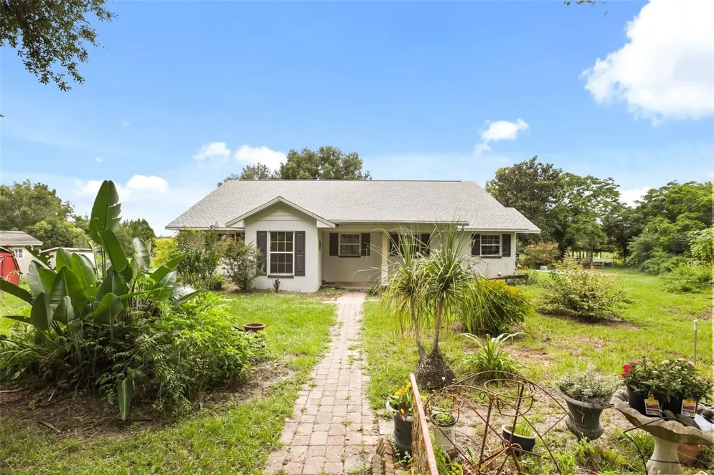 35819 Nova Lane Eustis FL 32736