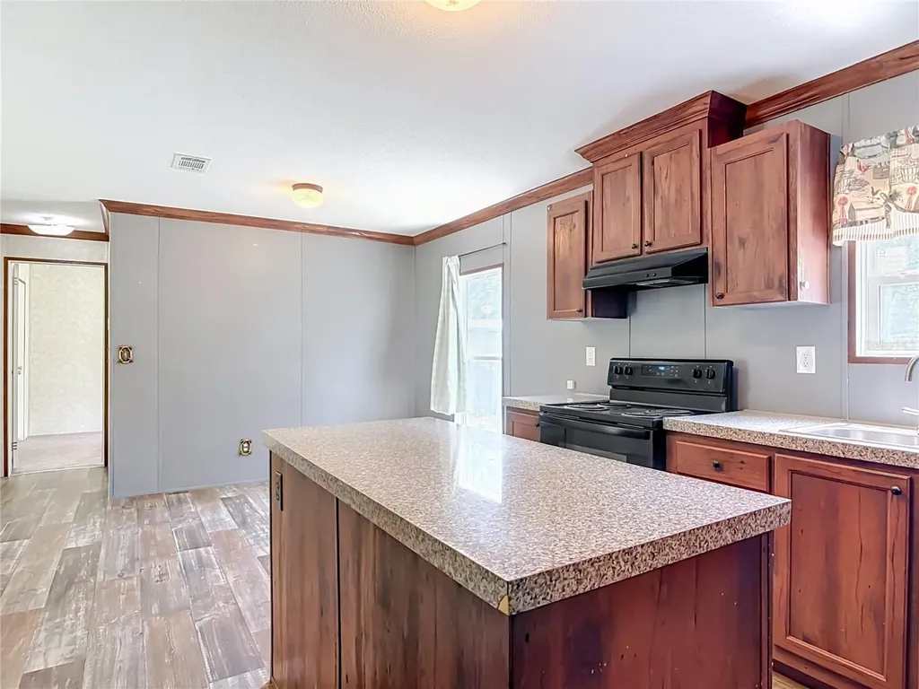 40628 Palm Drive Eustis FL 32736