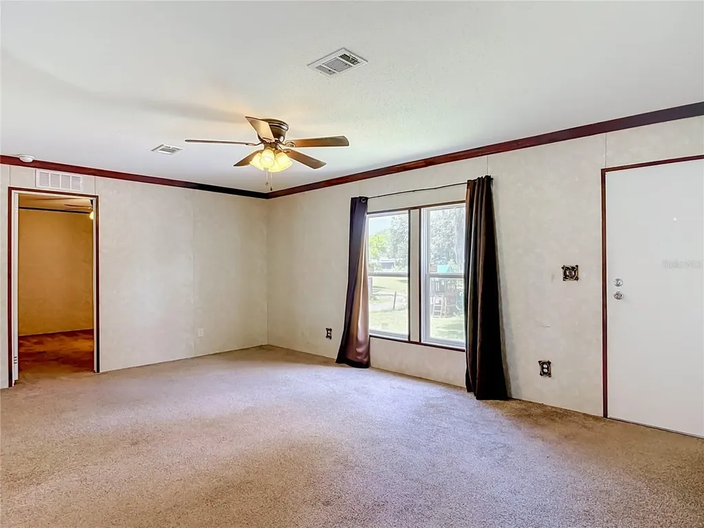 40628 Palm Drive Eustis FL 32736