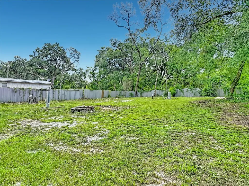 40628 Palm Drive Eustis FL 32736