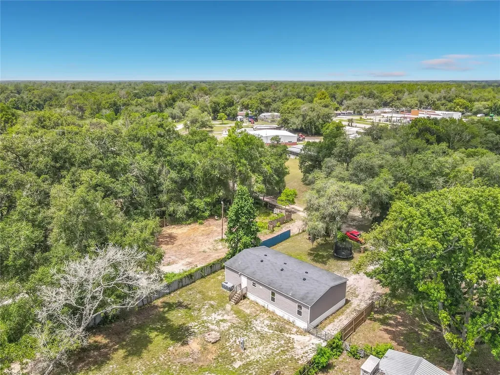 40628 Palm Drive Eustis FL 32736