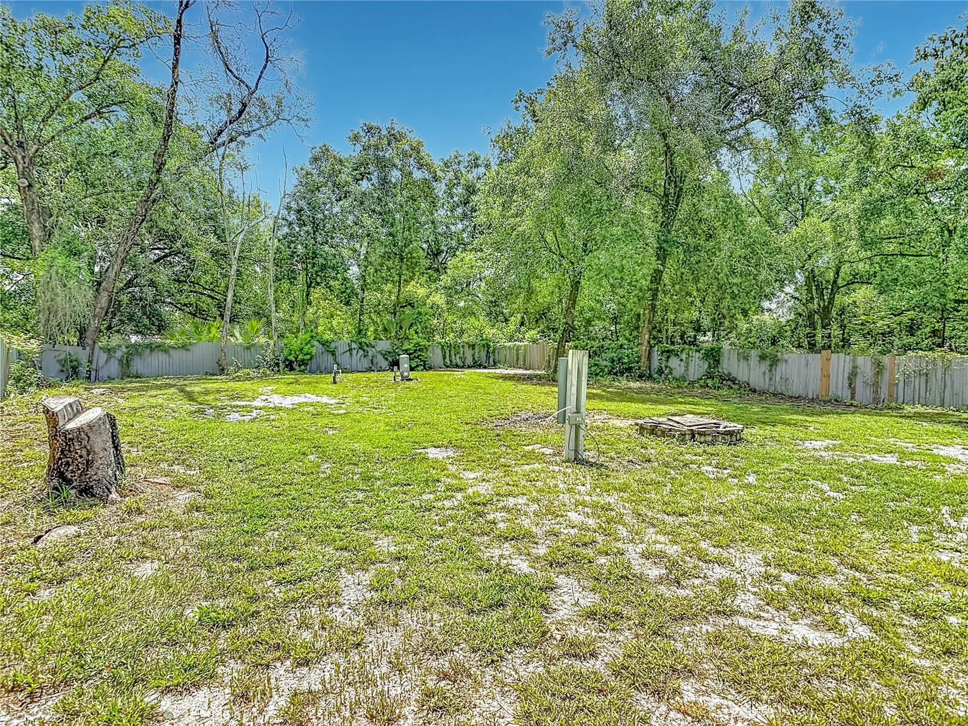 40628 Palm Drive Eustis FL 32736
