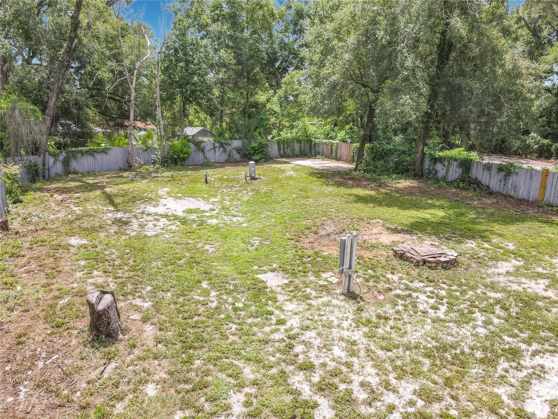 40628 Palm Drive Eustis FL 32736