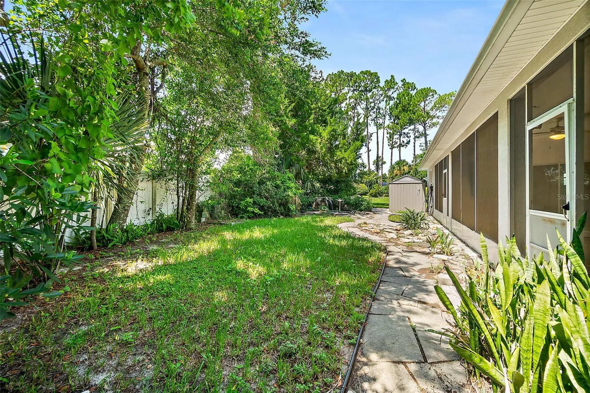 25 Fenimore Lane Palm Coast FL 32137