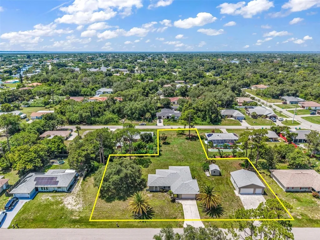18521 Quaint Avenue Port Charlotte FL 33948