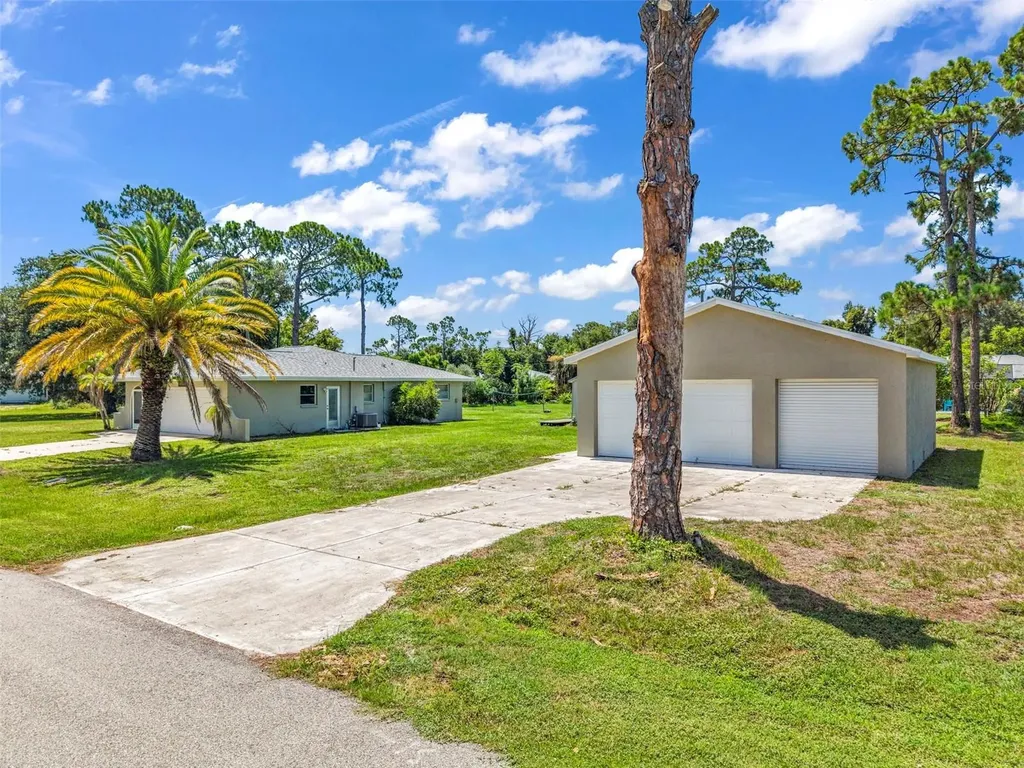 18521 Quaint Avenue Port Charlotte FL 33948
