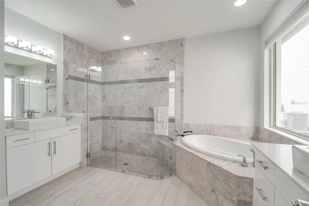 10481 Royal Cypress Way Orlando FL 32836