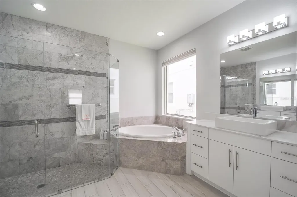 10481 Royal Cypress Way Orlando FL 32836