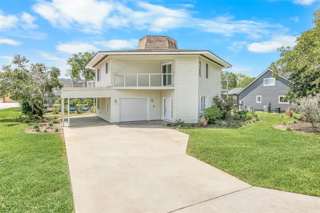 38 Lazy Eight Drive Port Orange FL 32128