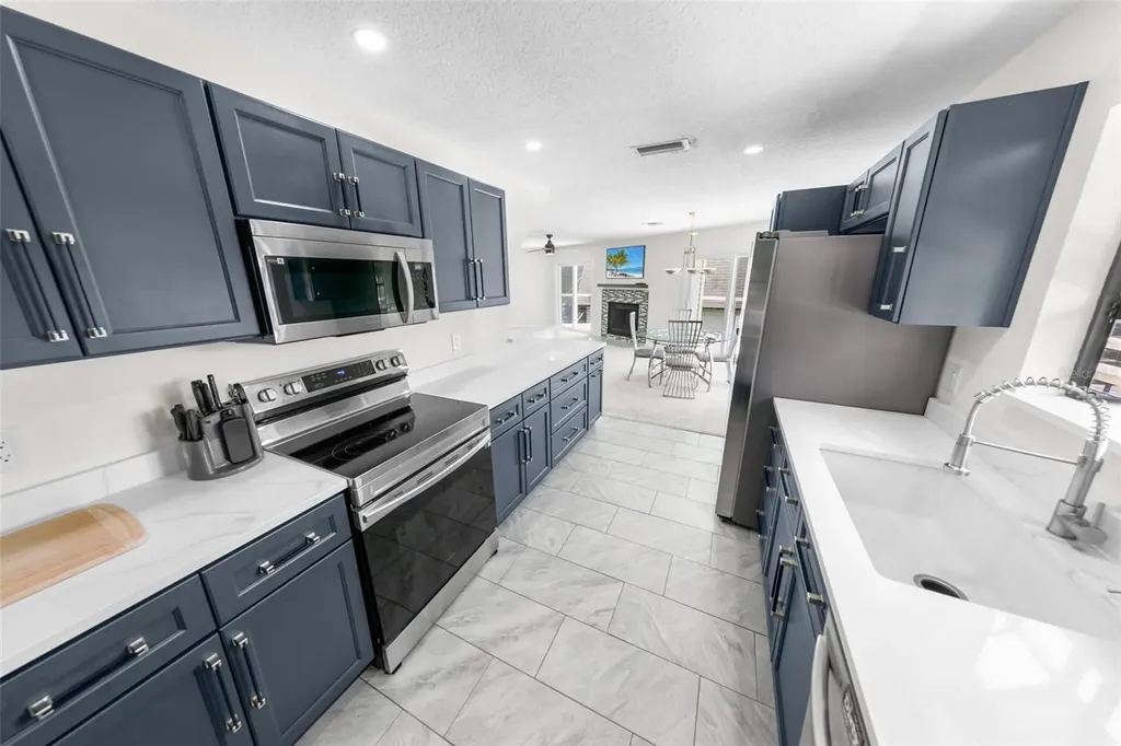 38 Lazy Eight Drive Port Orange FL 32128