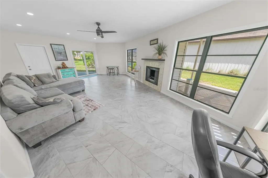 38 Lazy Eight Drive Port Orange FL 32128