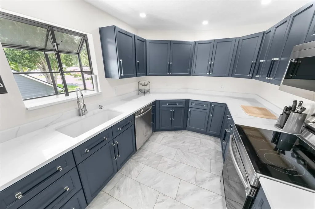 38 Lazy Eight Drive Port Orange FL 32128