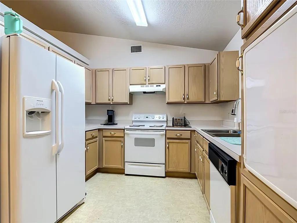 517 Illinois Avenue St Cloud FL 34769