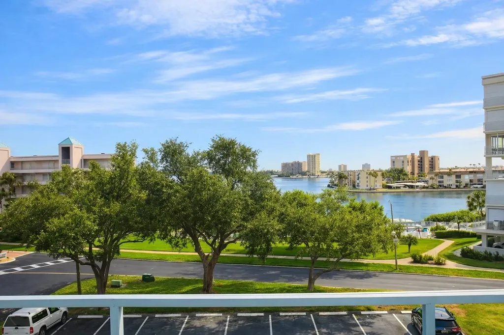 7984 Sailboat Key Boulevard S St Petersburg FL 33707