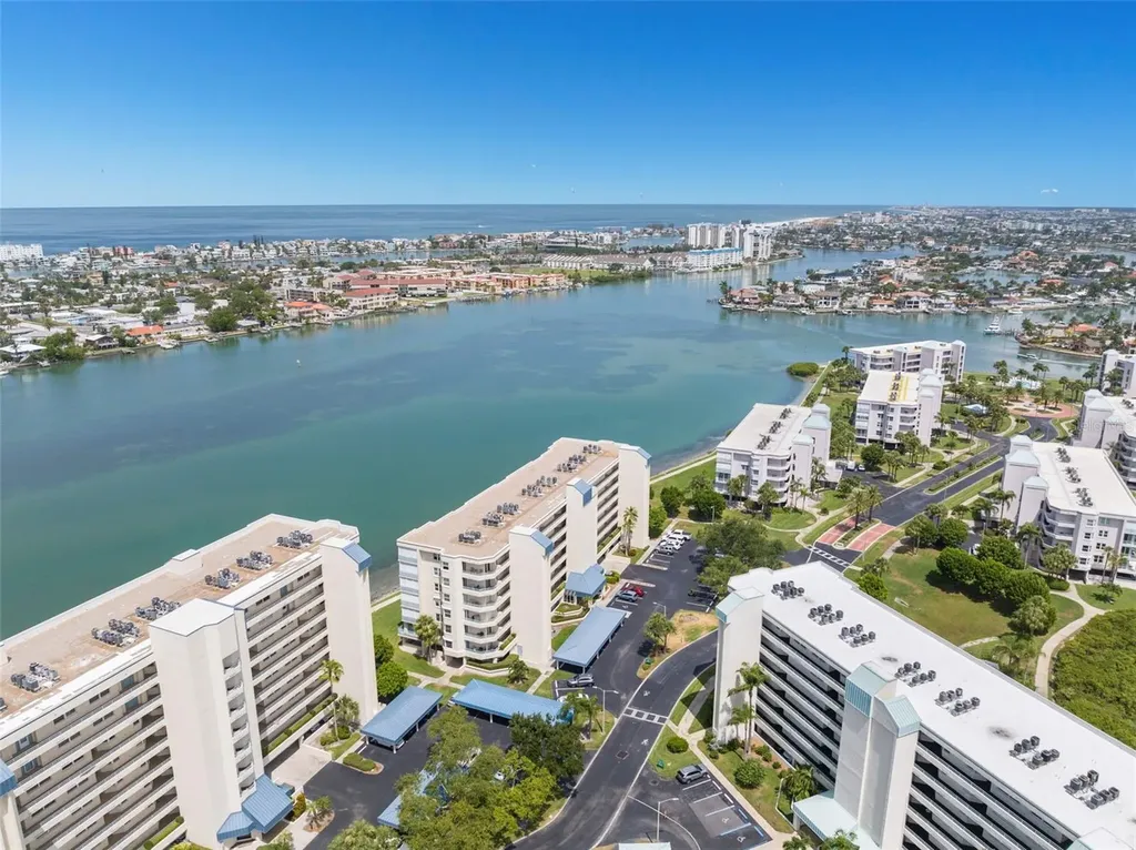 7984 Sailboat Key Boulevard S St Petersburg FL 33707