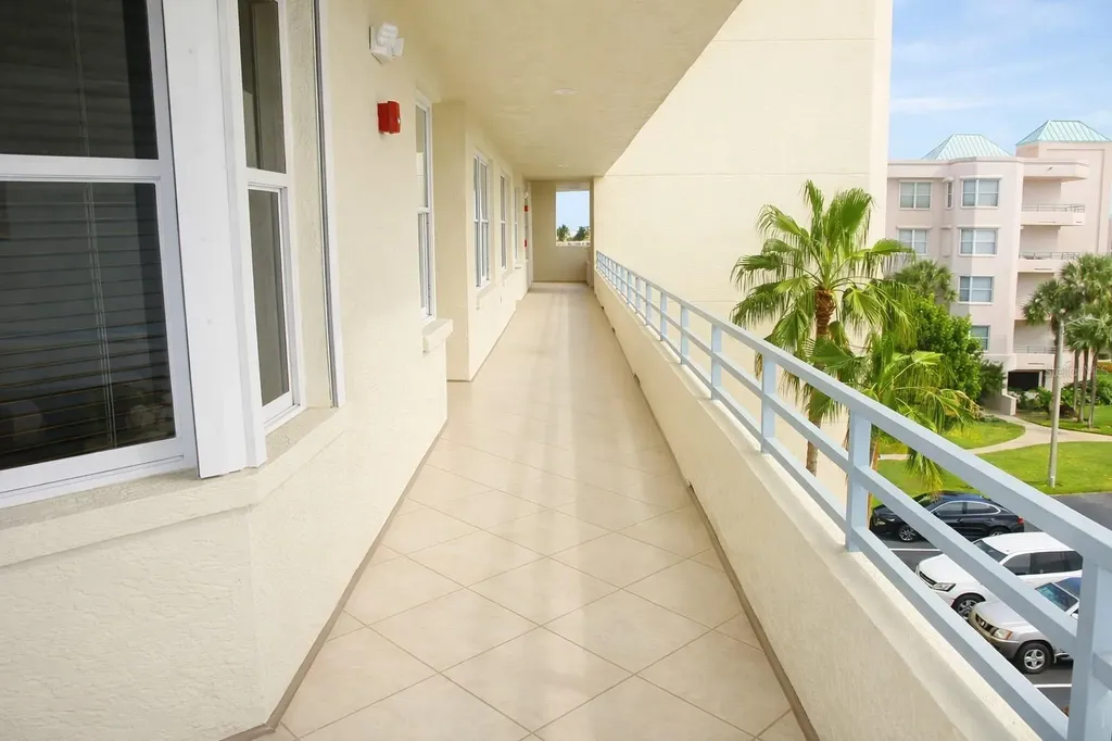 7984 Sailboat Key Boulevard S St Petersburg FL 33707