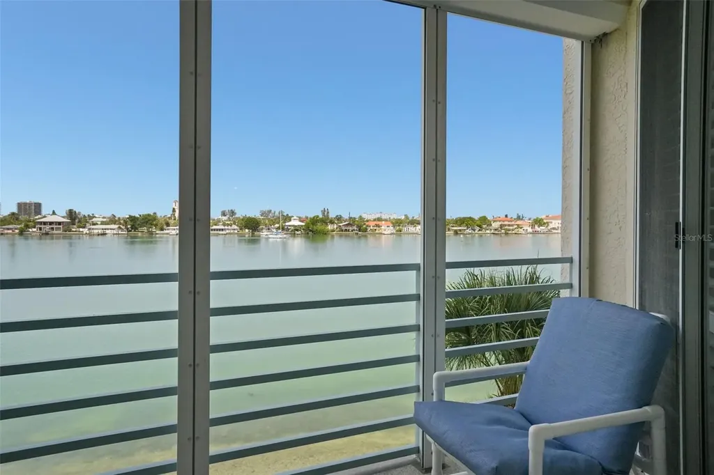 7984 Sailboat Key Boulevard S St Petersburg FL 33707