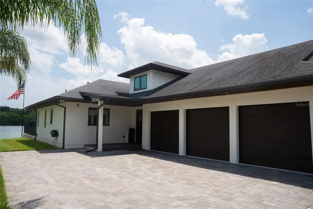 995 Stacy Lane New Smyrna Beach FL 32168