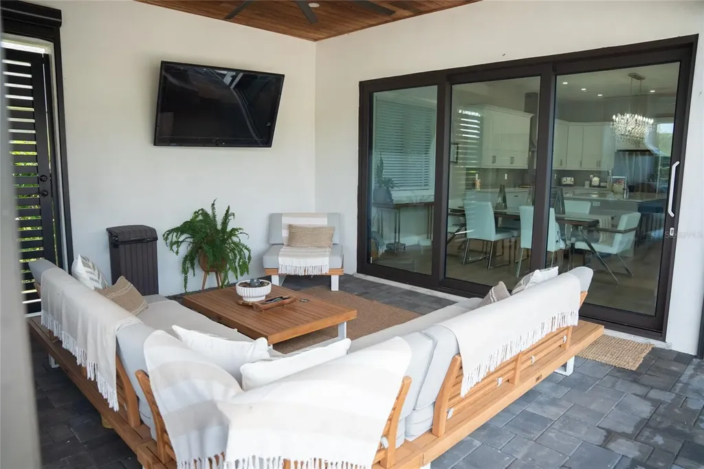 995 Stacy Lane New Smyrna Beach FL 32168