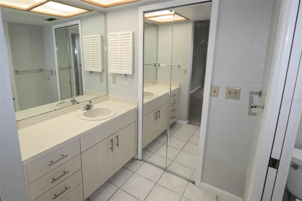 3203 Landmark Drive Clearwater FL 33761