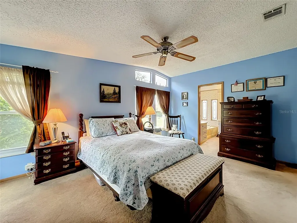 8233 County Road 109b Lady Lake FL 32159