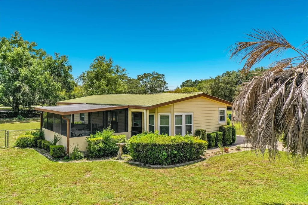 8233 County Road 109b Lady Lake FL 32159