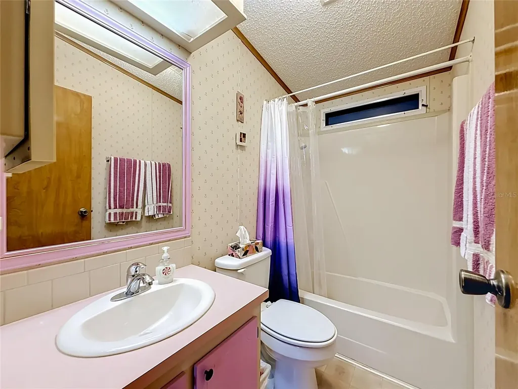 8233 County Road 109b Lady Lake FL 32159