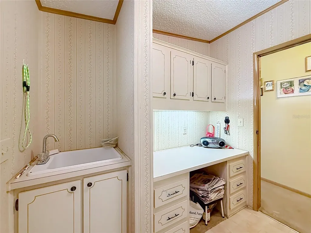 8233 County Road 109b Lady Lake FL 32159