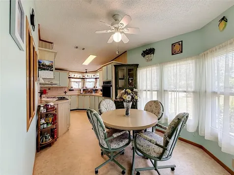 8233 County Road 109b Lady Lake FL 32159