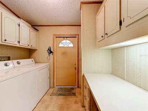 8233 County Road 109b Lady Lake FL 32159