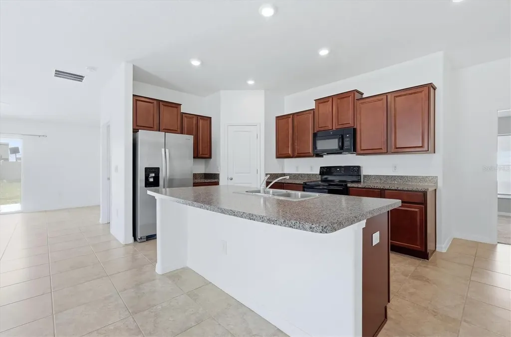 6908 Trent Creek Drive Ruskin FL 33573