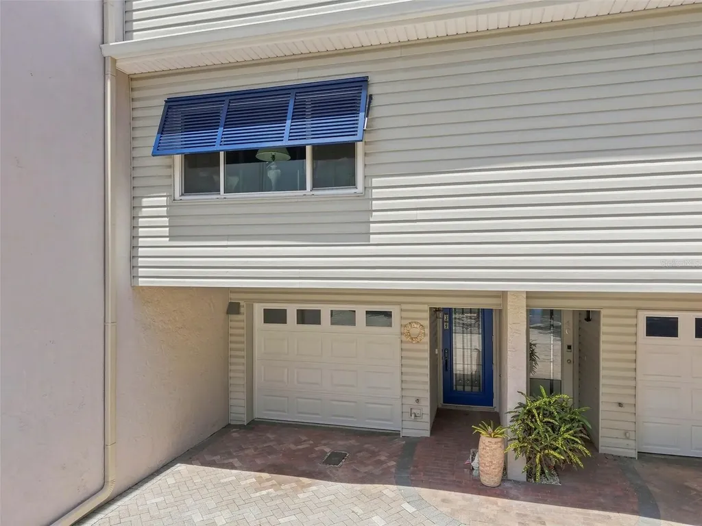 1375 Pinellas Bayway S Tierra Verde FL 33715