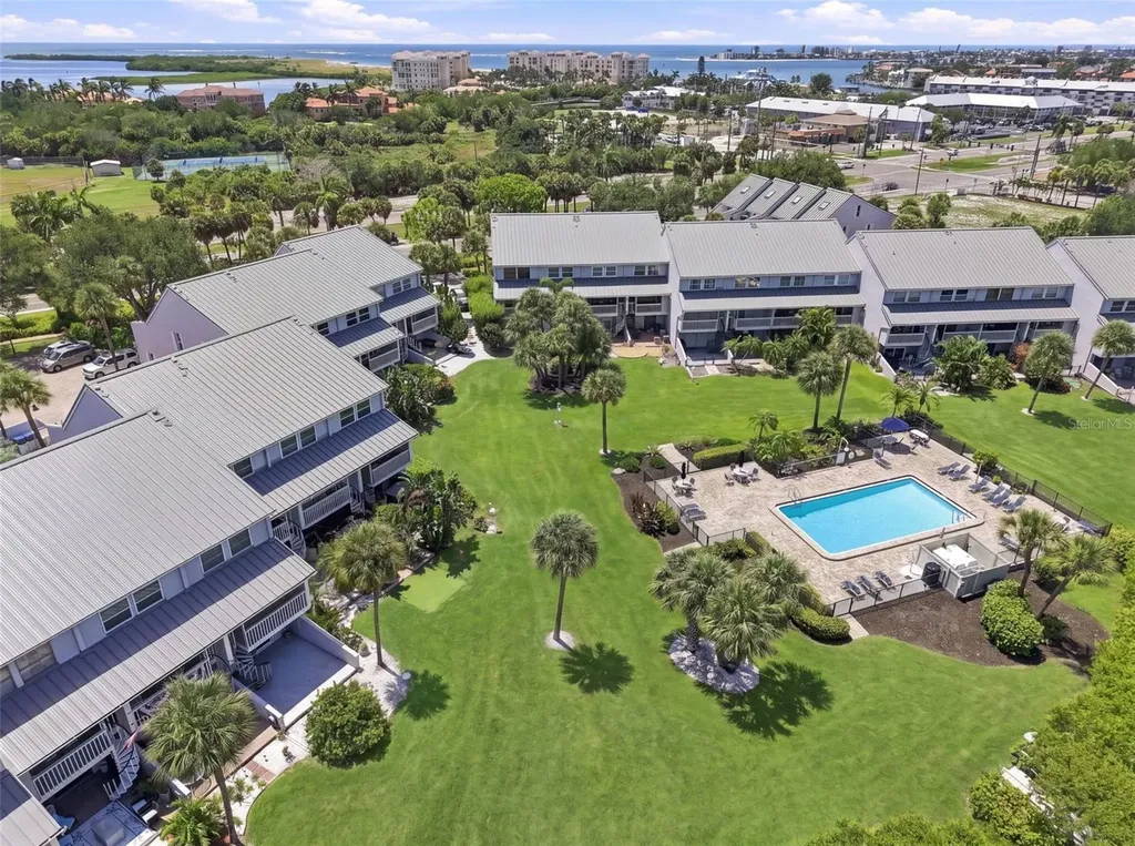 1375 Pinellas Bayway S Tierra Verde FL 33715
