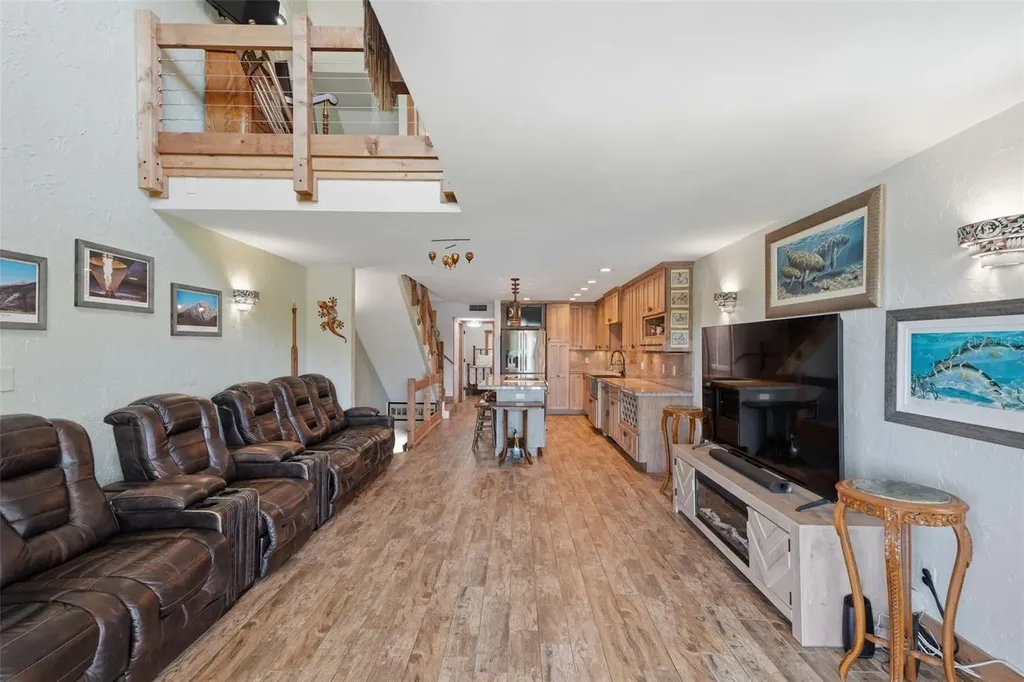 1375 Pinellas Bayway S Tierra Verde FL 33715