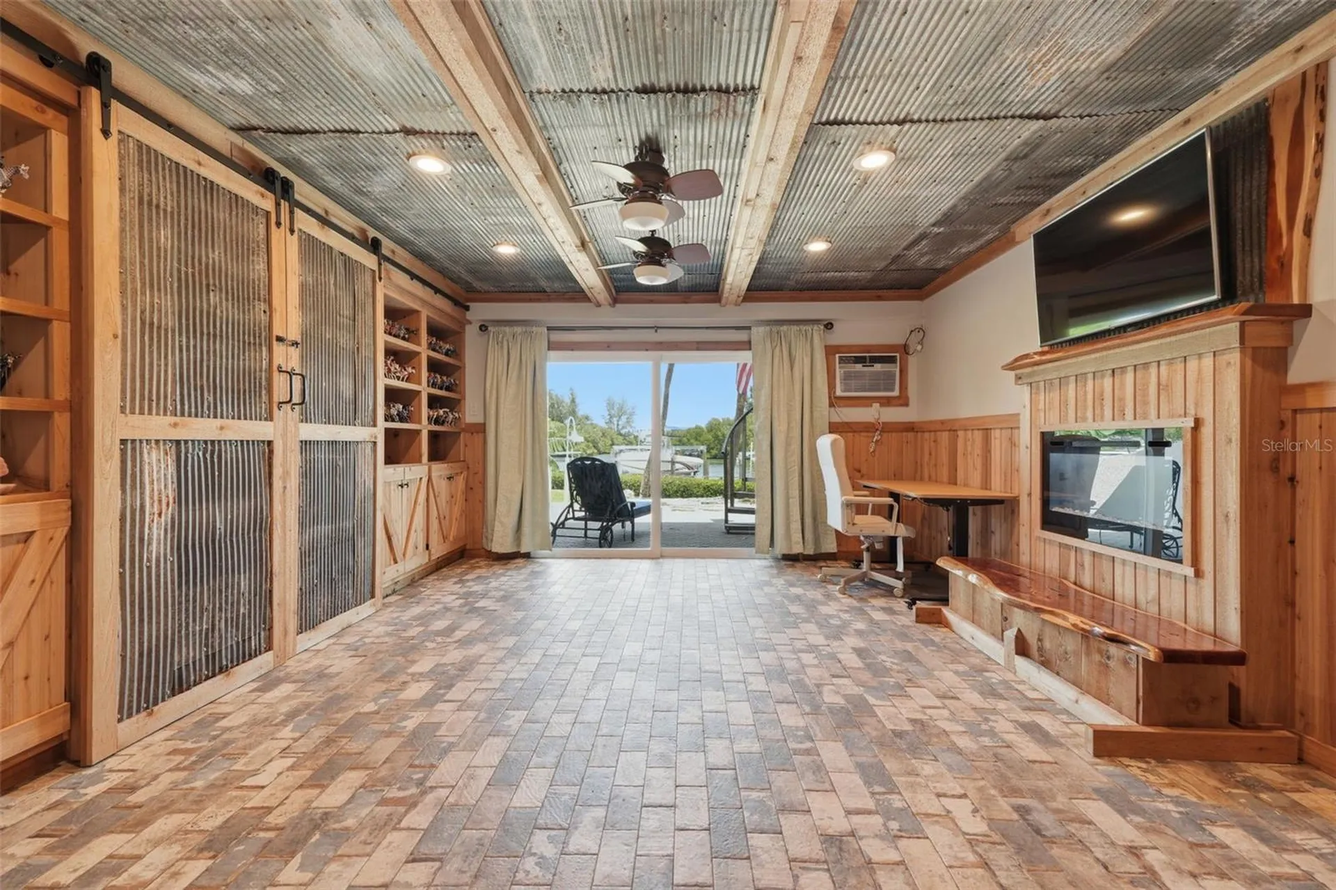 1375 Pinellas Bayway S Tierra Verde FL 33715