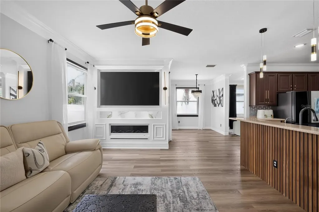 12209 Citrus Leaf Drive Gibsonton FL 33534