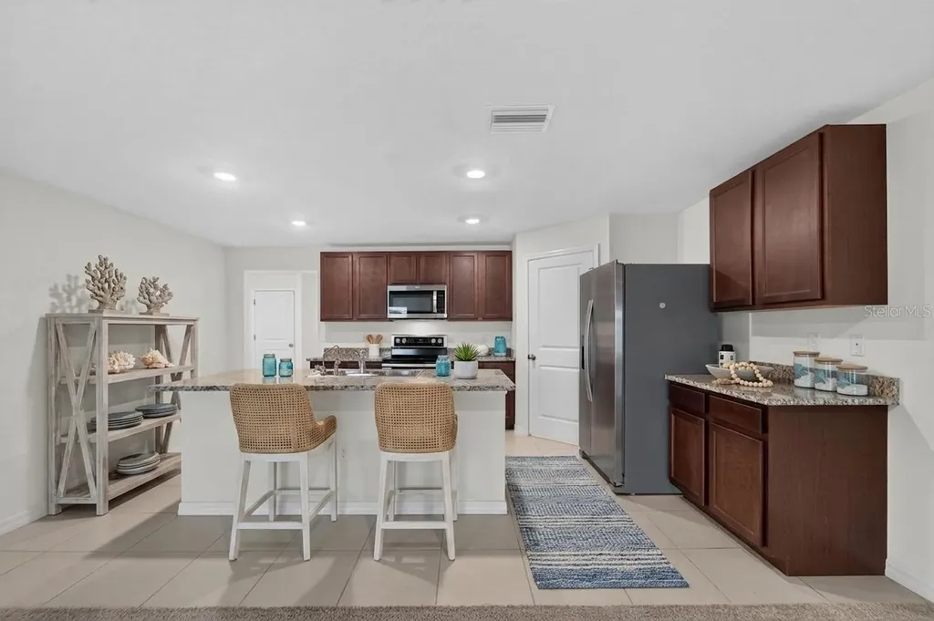 1102 Coastal Hammock Avenue Ruskin FL 33570