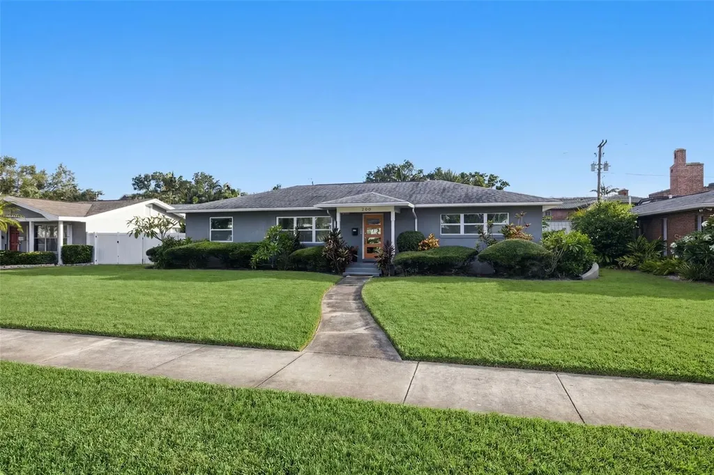 200 Park Street N St Petersburg FL 33710