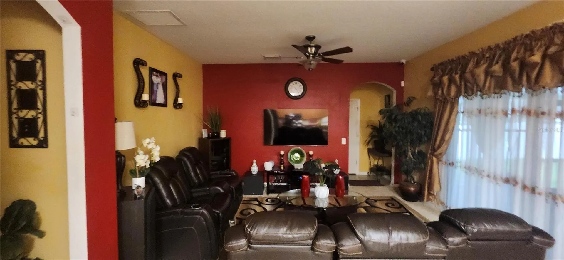 1424 Main Street Valrico FL 33594