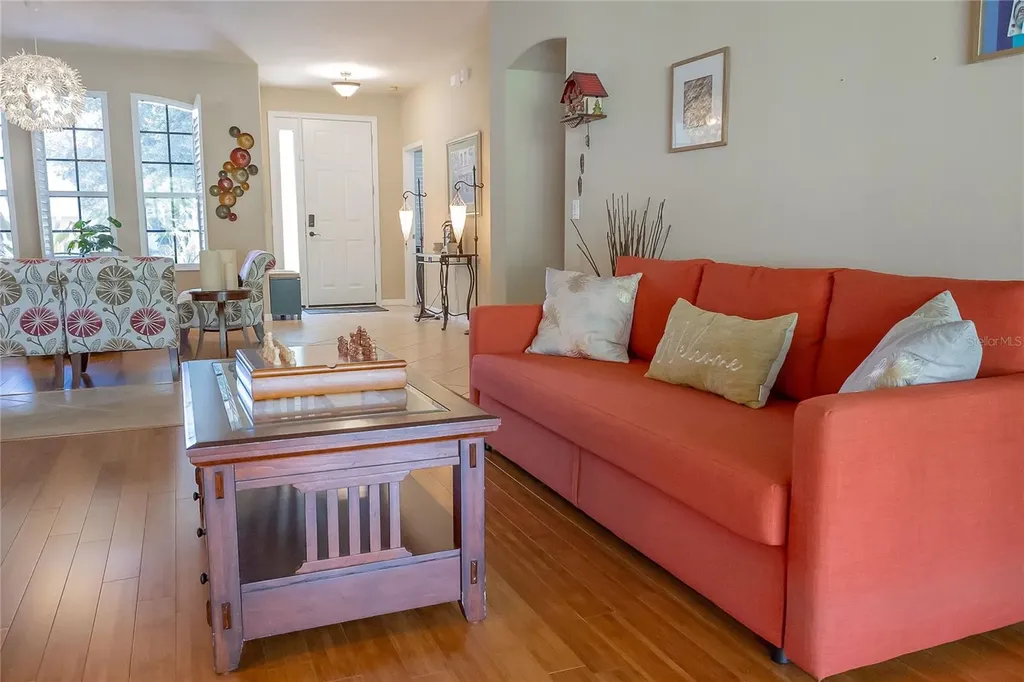 307 Carriage Oak Place Seffner FL 33584