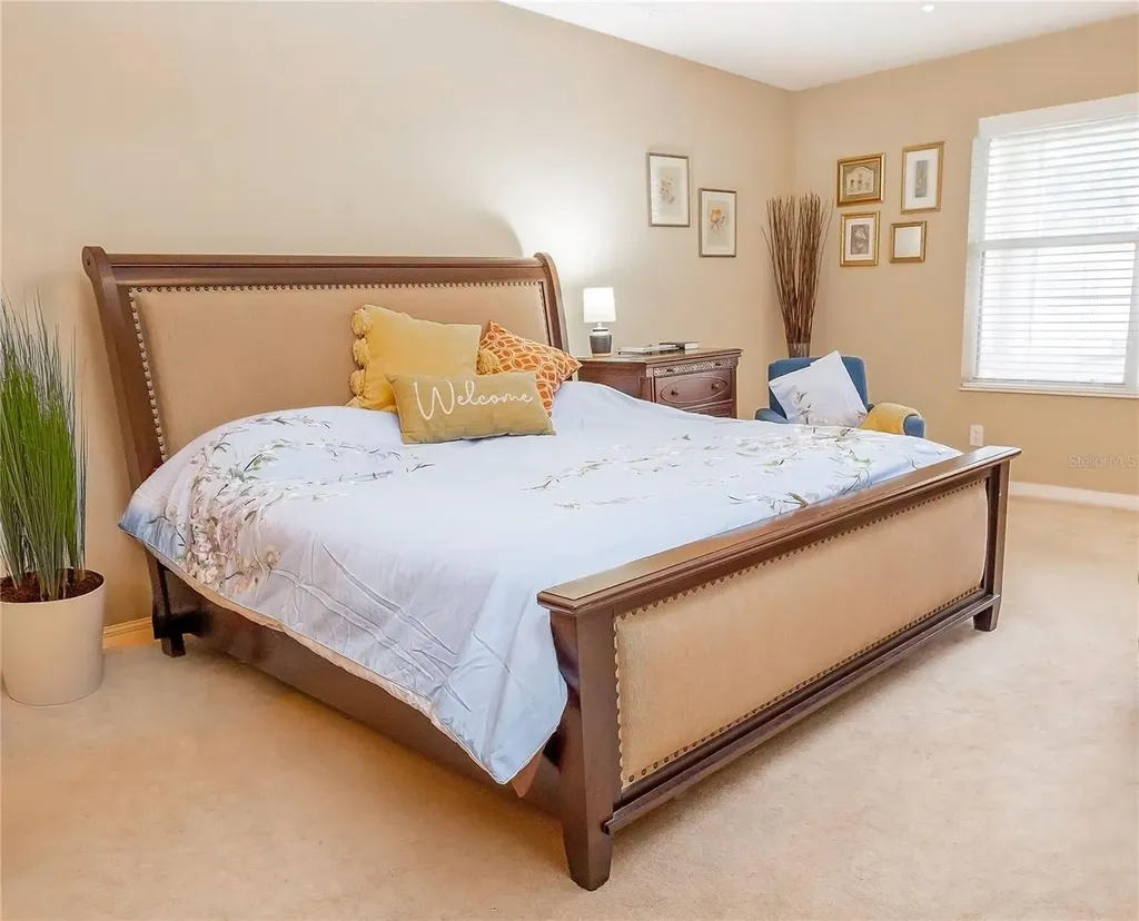 307 Carriage Oak Place Seffner FL 33584