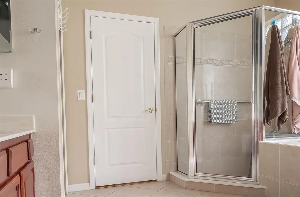 307 Carriage Oak Place Seffner FL 33584