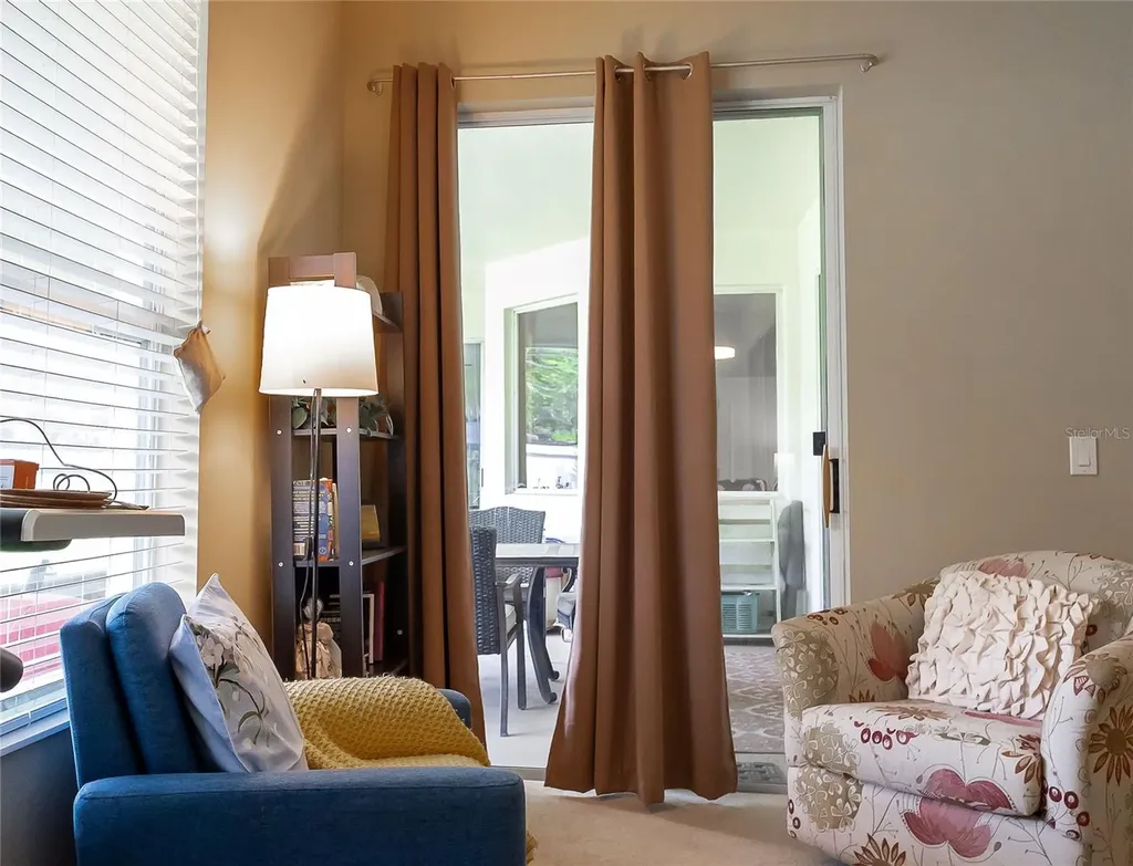 307 Carriage Oak Place Seffner FL 33584