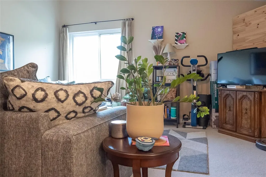 307 Carriage Oak Place Seffner FL 33584