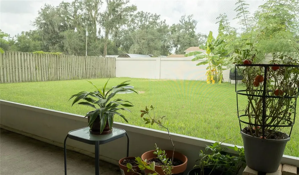 307 Carriage Oak Place Seffner FL 33584